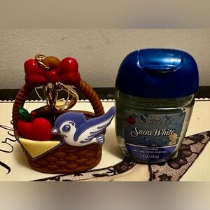 Bath and Body Works Disney Snow White Pocketbac Holder and Hand Sanitizer